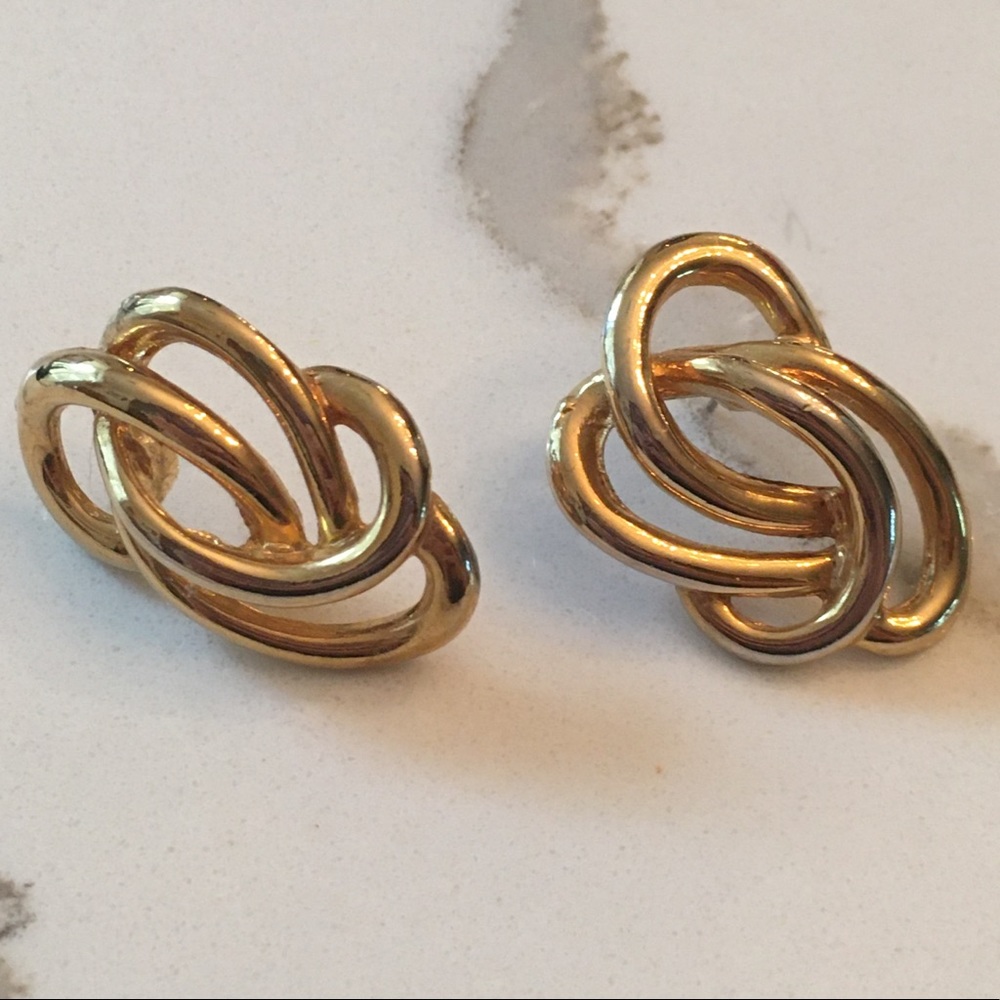 VTG Gold Tone Intertwining Filigree Earrings